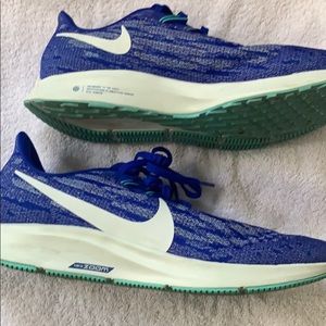 Nike Zoom size 8.5 US